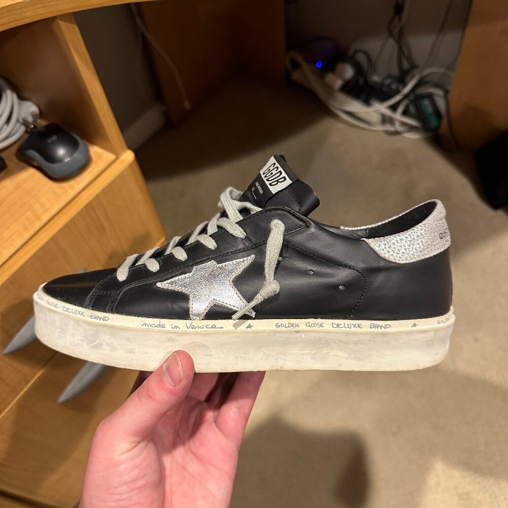 Golden Goose Sneakers Size 10 Worn a few times, low top platform black leather